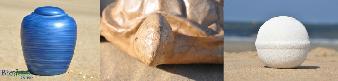 Biologisch afbreekbare urnen van Biodeco. Mooie bio- en zee-urnen gefotografeerd op het strand en in de natuur.